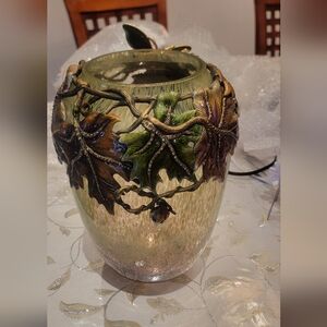 Elegant Butterfly and Leaf Glass Vase